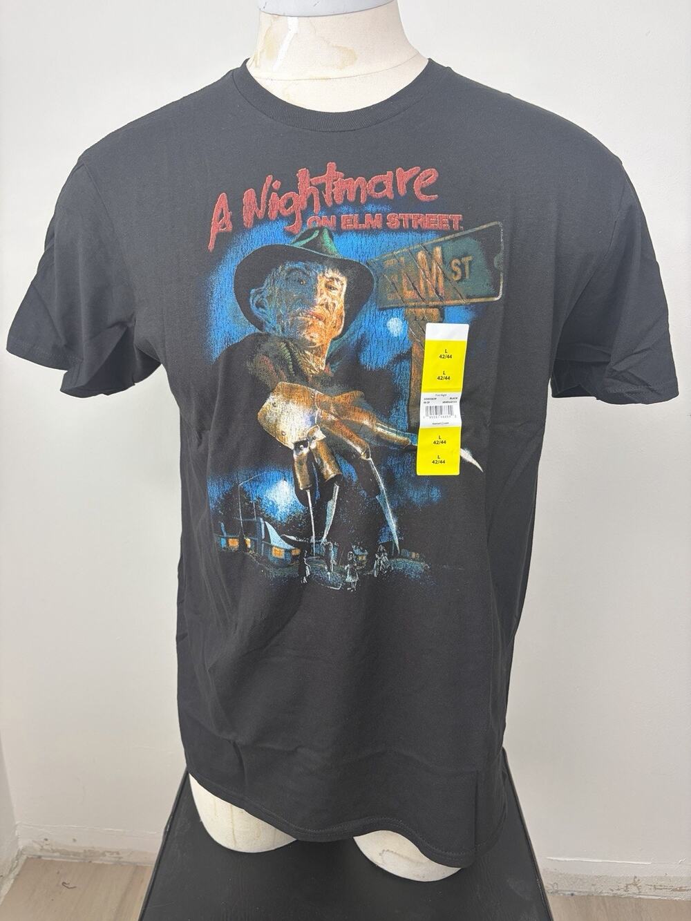 A Nightmare on Elm Street Freddy Krueger T Shirt Black NWT Large L